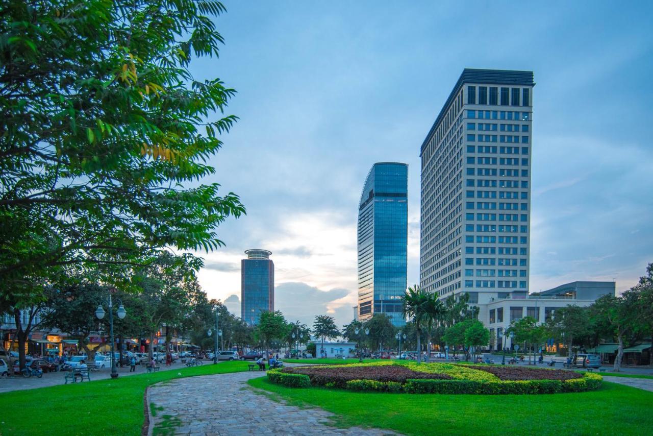 Aurea Central Hotel Phnom Penh Esterno foto